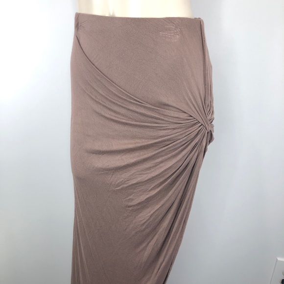 Charlotte Russe Dresses & Skirts - Long ruched side slit Skirt medium latte color